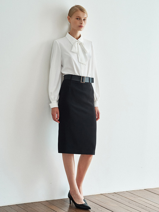 CLASSIC PENCIL SKIRT - BLACK