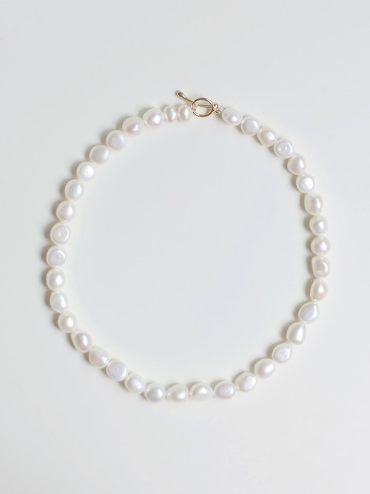 Nacre Pearl Choker Necklace