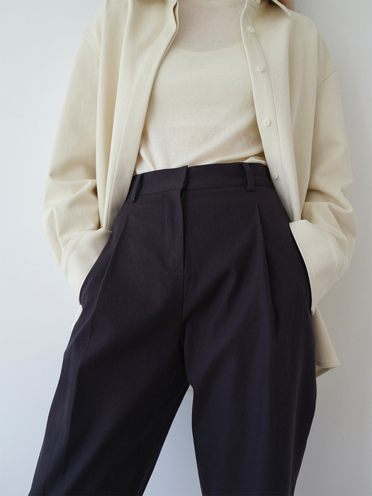  Solid tuck pants / Charcoal