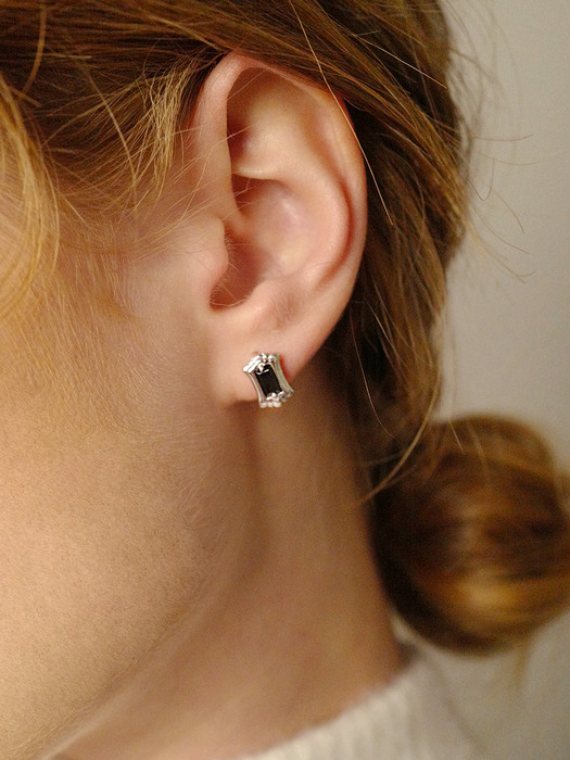 piece of paris stone earring