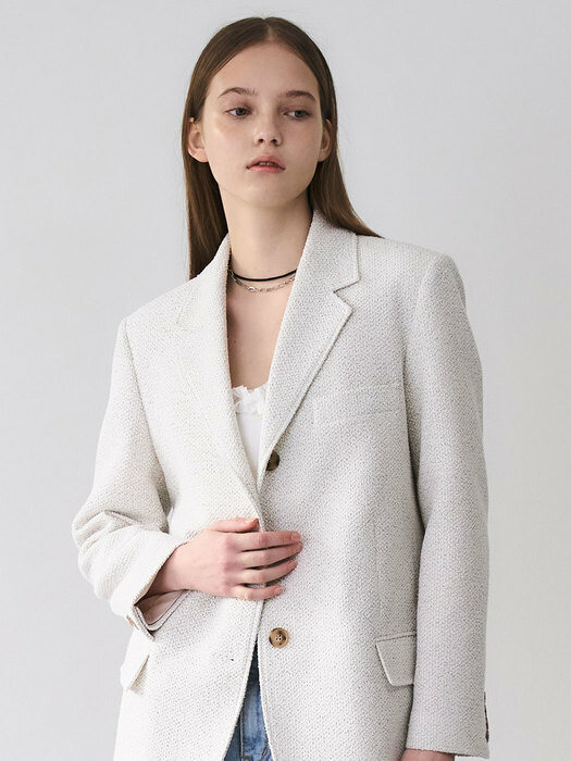 22 Spring_ White Tweed Suit Blazer