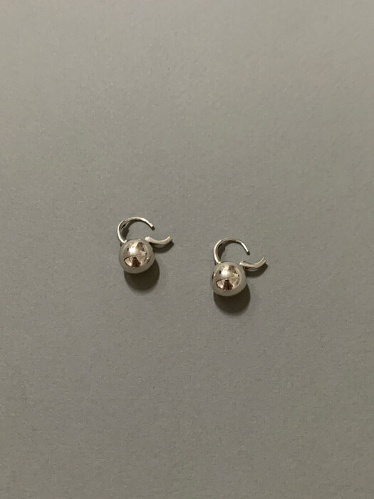 Kettle Bell Earrings - Silver