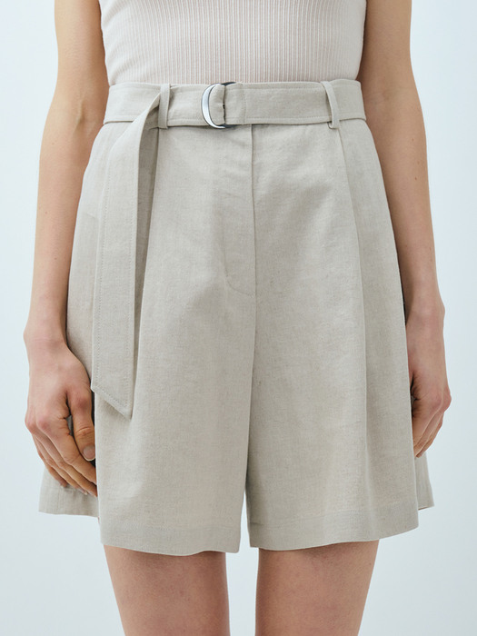 2-tuck belted shorts_oatmeal