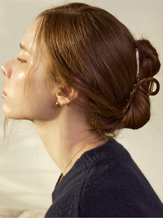 [단독] Daily twist hair claw clip-Gold line (13 colors)