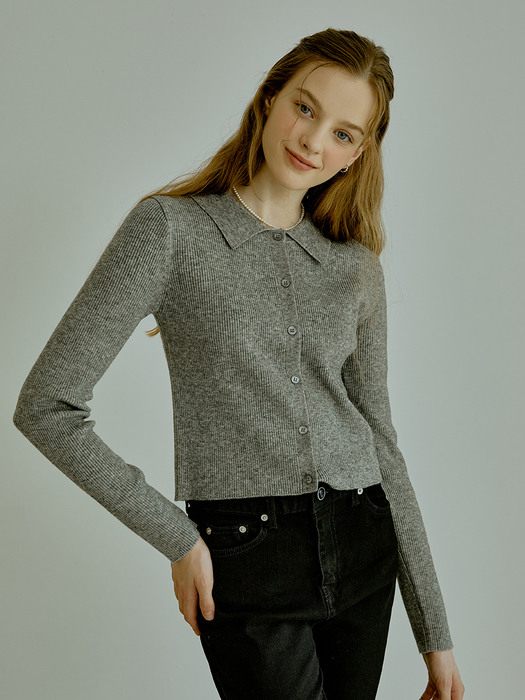 Pale button collar knit (gray)