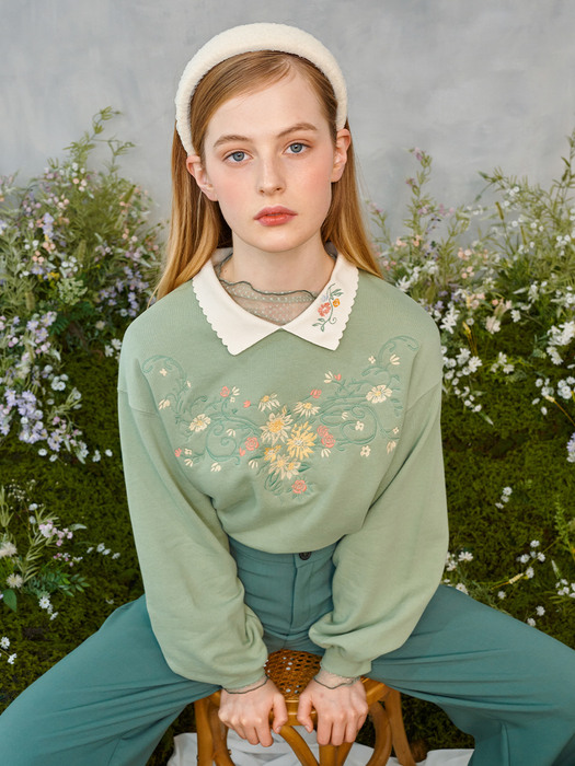 Flower Embroidered Collar Sweatshirt