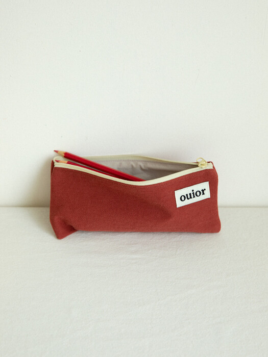 ouior flat pencil case - brick red (topside zipper)