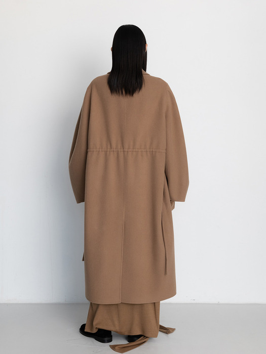 [단독] BALLOON ARM HANDMADE COAT [CAMEL]