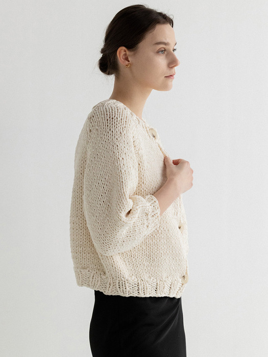 HAND KNITTED CARDIGAN-IVORY