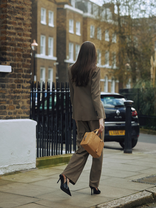 [단독]Carre Bowling Bag_Beige