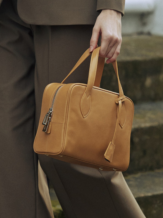 [단독]Carre Bowling Bag_Beige