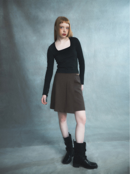 PLEATS POINT MINI SKIRT_BROWN