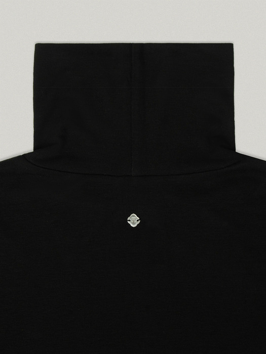 COZY WOOL TURTLENECK T-SHIRT [BLACK]