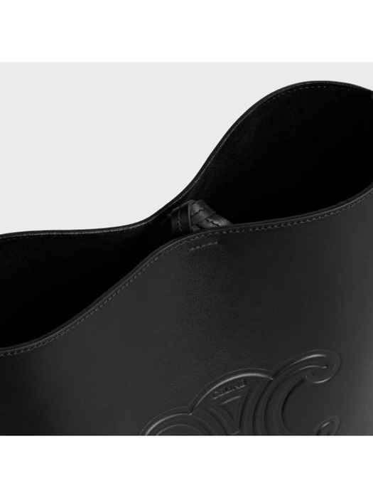 24FW 셀린느 크로스백 118293GCX 38SI Black