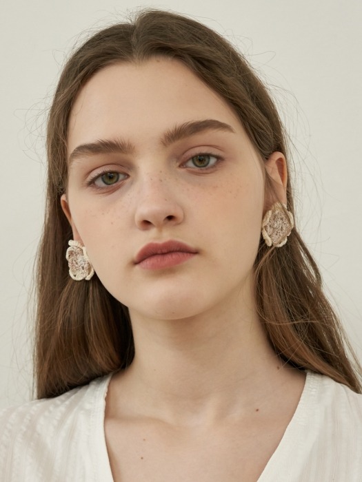 Elegant double flower earring