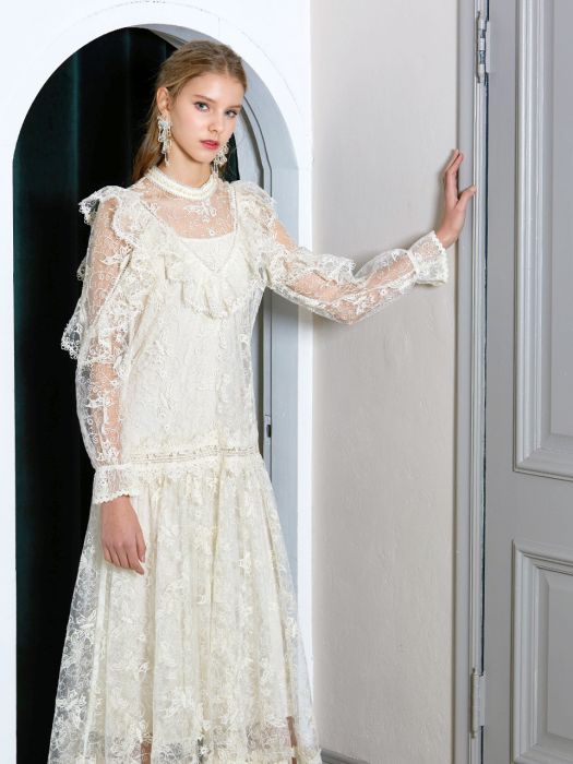 RISUS / Seethrough Lace Dress (ivory)