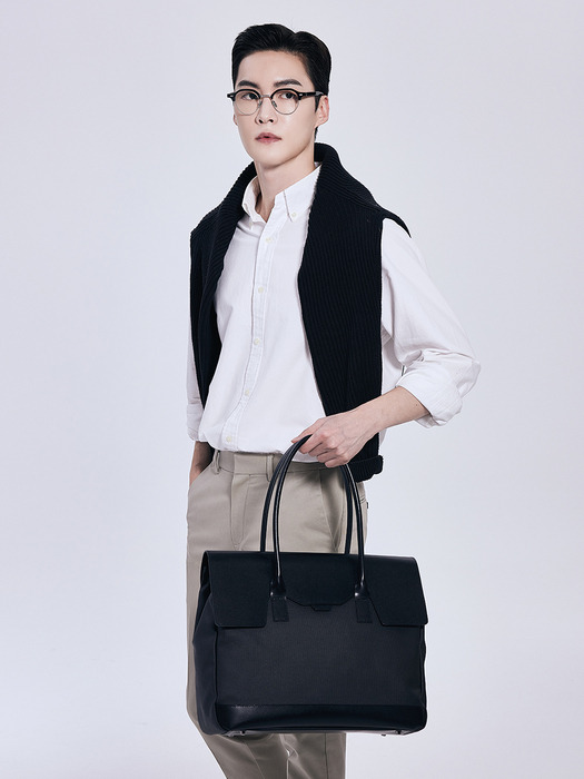 Polygon LG flap tote [black]