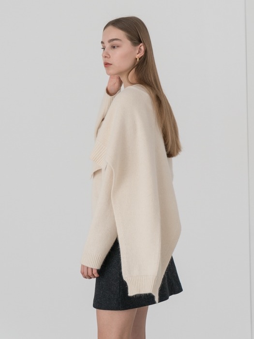 Cache layered wool knit in ivory [cape set]