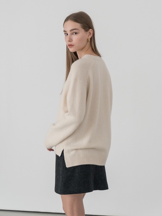 Cache layered wool knit in ivory [cape set]