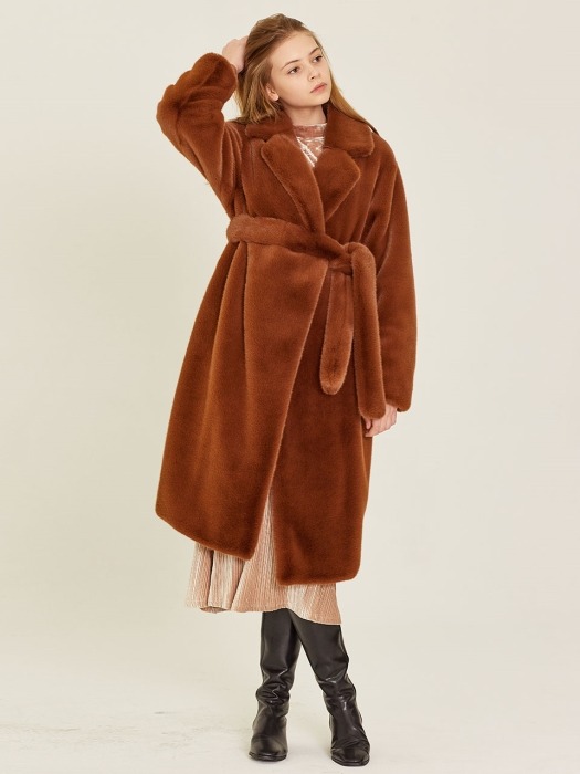 W LONG FUR COAT