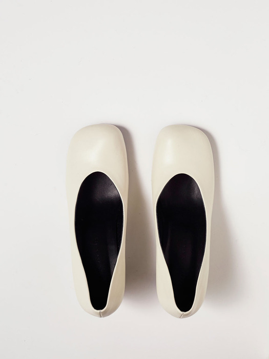 Luna Pumps Leather Ivory