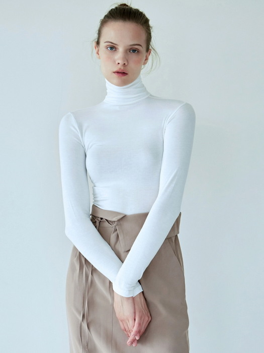 SLIM TURTLENECK TOP_BLACK