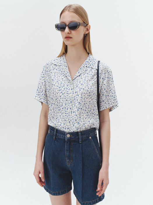 FLORAL OPEN-COLLAR SHIRT SOFT BLUE_UDBL1E212B2