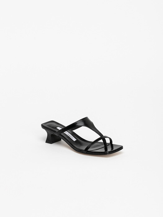 Josette Thong Mules in Textured Black