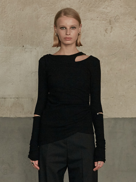 LES Cutout Double Layerd Side String Wool Top_Black