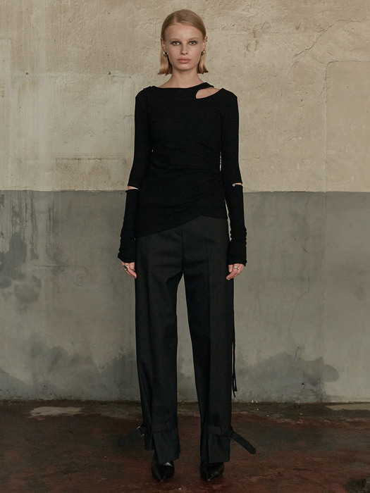 LES Cutout Double Layerd Side String Wool Top_Black
