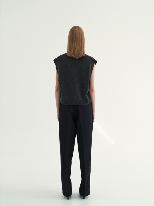 WOOL SEMI CROP VEST_CHARCOAL