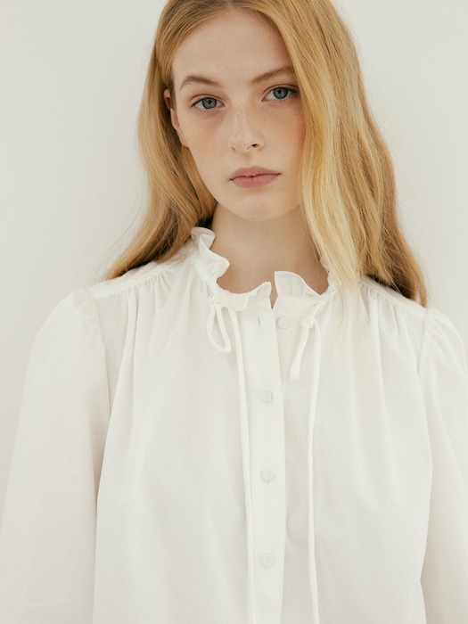 cotton frill blouse (ivory)