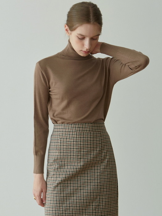 TURTLENECK KNIT TOP_BEIGE