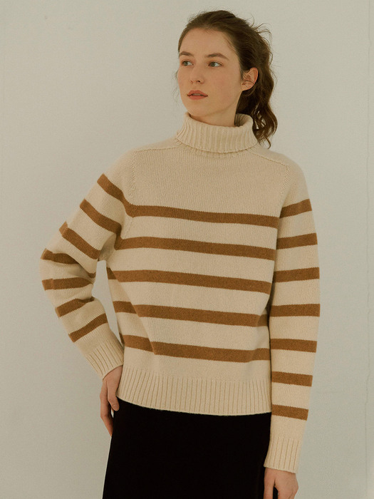 Stripe wool turtleneck