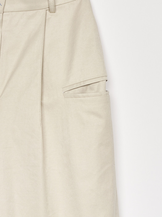 HALF CULOTTE PANTS IN BEIGE