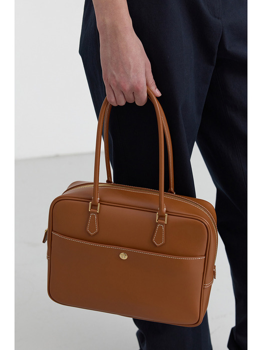 CLASSIC 28 LEATHER BAG TAN_UDBA4F201CM