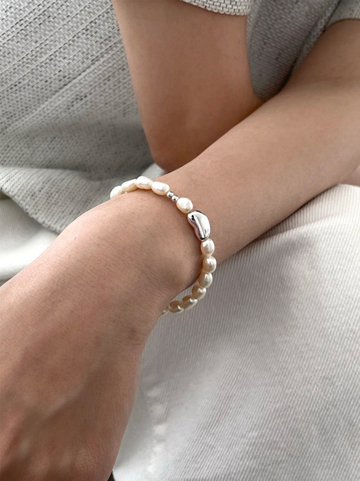 Pearl&pebble bracelet