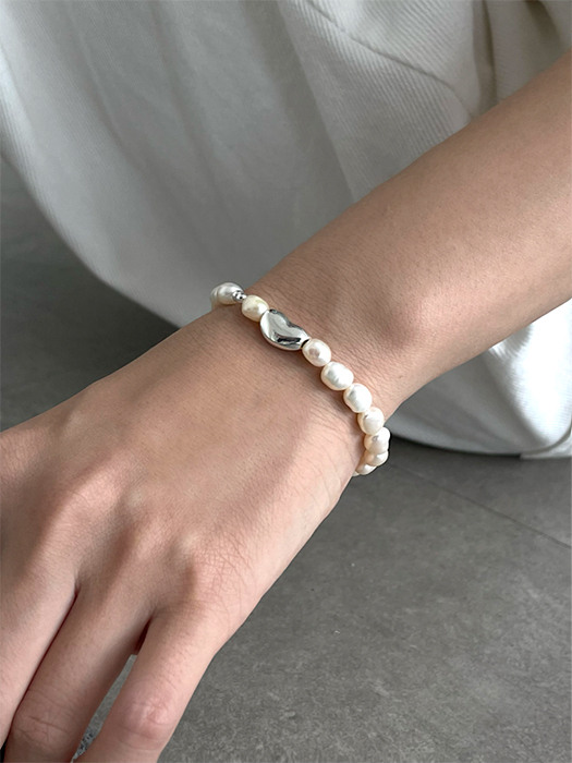 Pearl&pebble bracelet