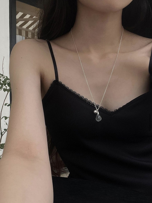 dew drop necklace (천연 백수정)