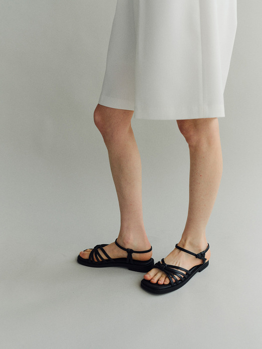 Fin sandals Black