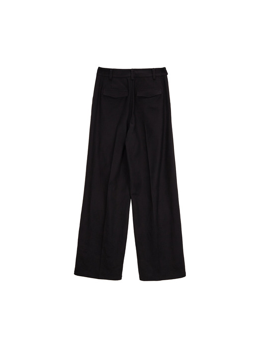 BELTED TUCK POINT TROUSER IN BLACK