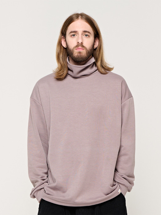 CB OVER TURTLE-NECK LONG SLEEVE T-SHIRT (BROWN)