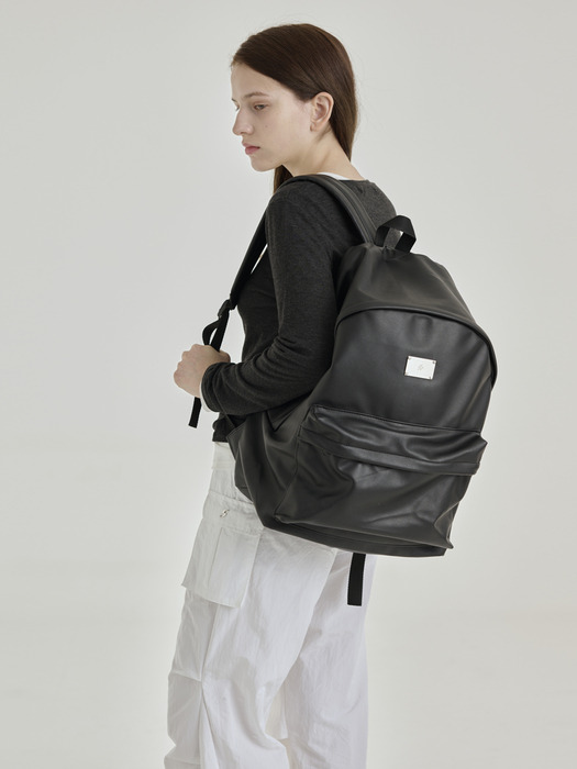 DAILY BIG LEATHER BACKPACK