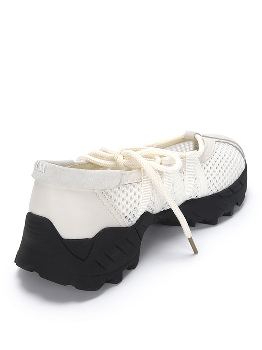 MESH BALLET SNEAKERS IN IVORY