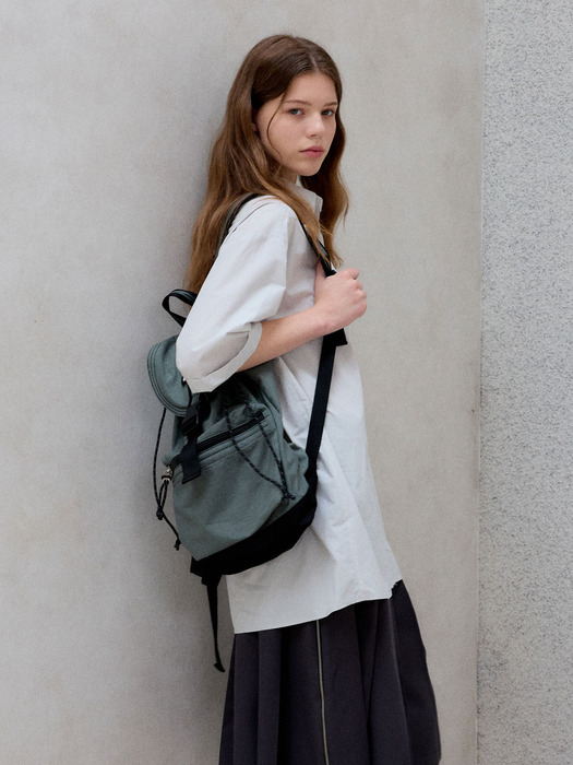 nott travel backpack / dark khaki