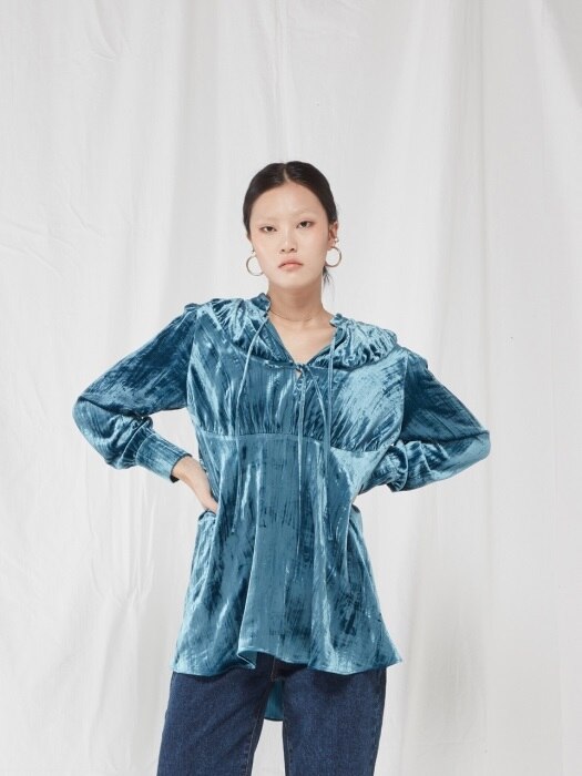 VELVET SHIRRING BLOUSE