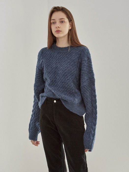 CROP CABLE SWEATER_DEEP BLUE