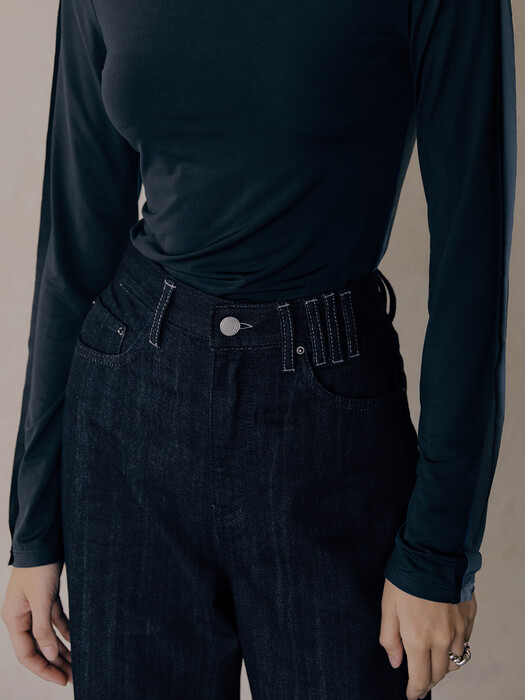 Irregular Belt Loop Indigo Jeans