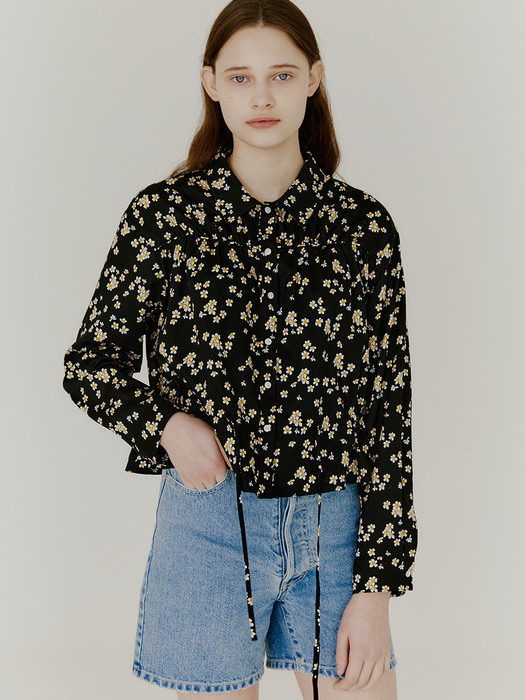  Bien Shirt Jacket - Black Floral Artwork