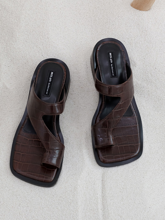 SQMN SANDAL_brown_21055